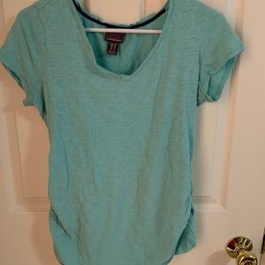 💥5 for $30💥 V-Neck Maternity Tee